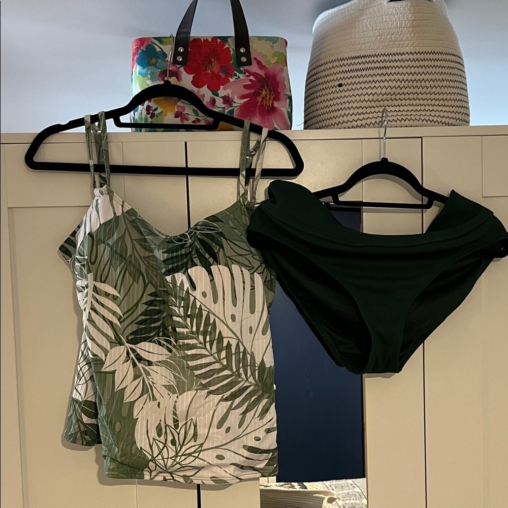 Green Leaf Print Bikini Set